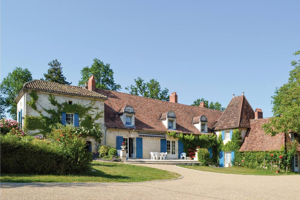 Photo of Outdoor in Le Change