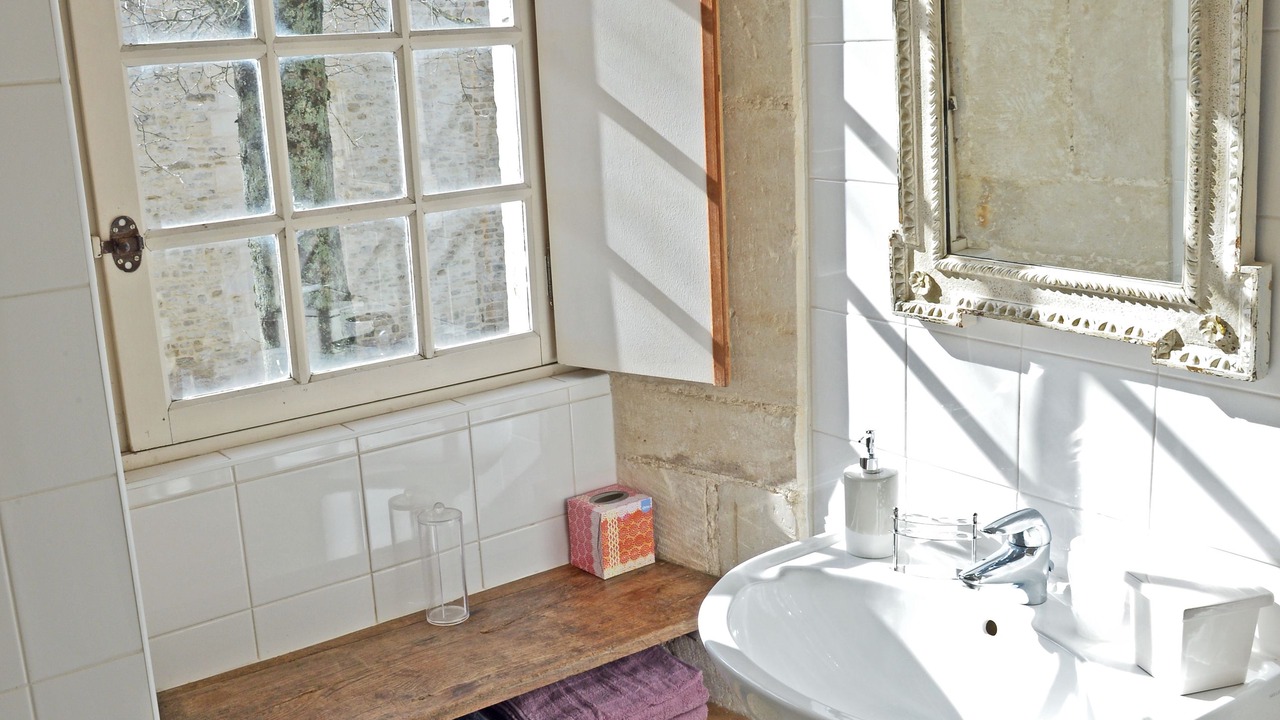 Photo of Bathroom in Azay-le-Brule