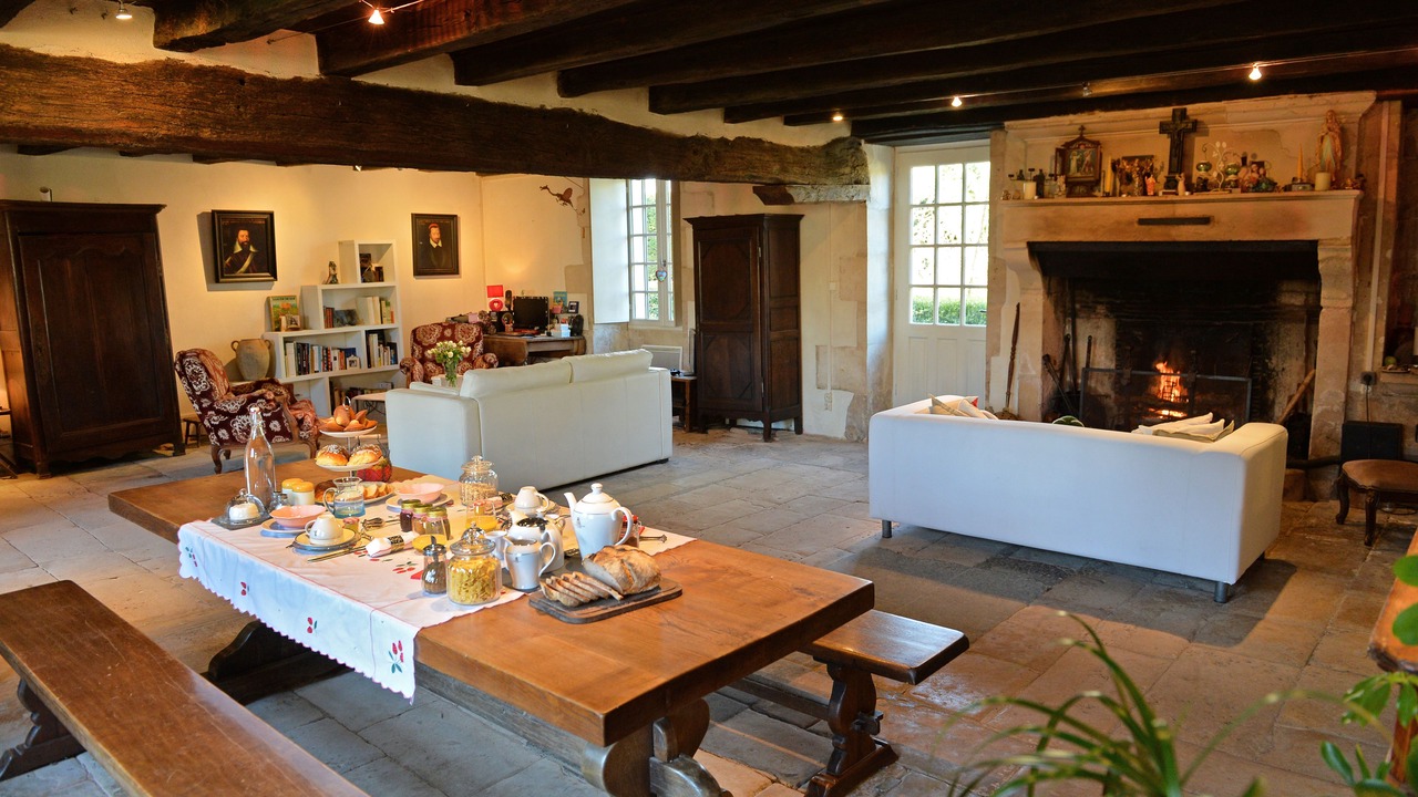 Photo of Others in Azay-le-Brule