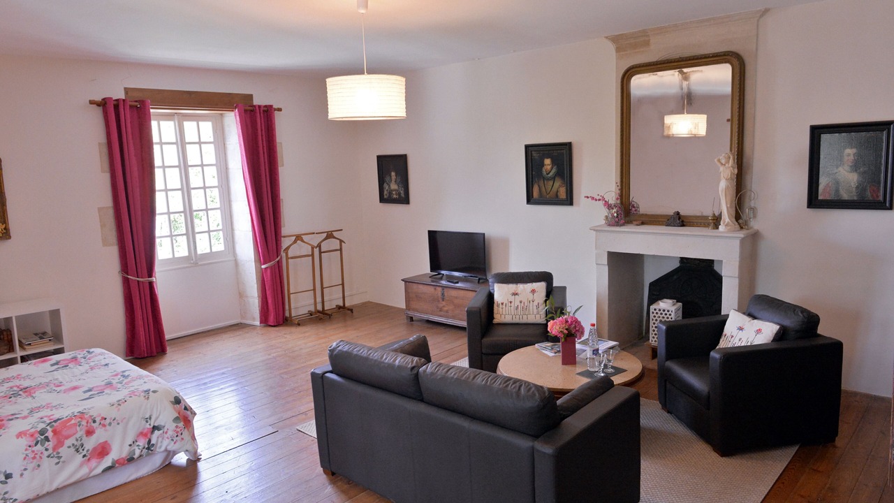 Photo of Bedroom in Azay-le-Brule