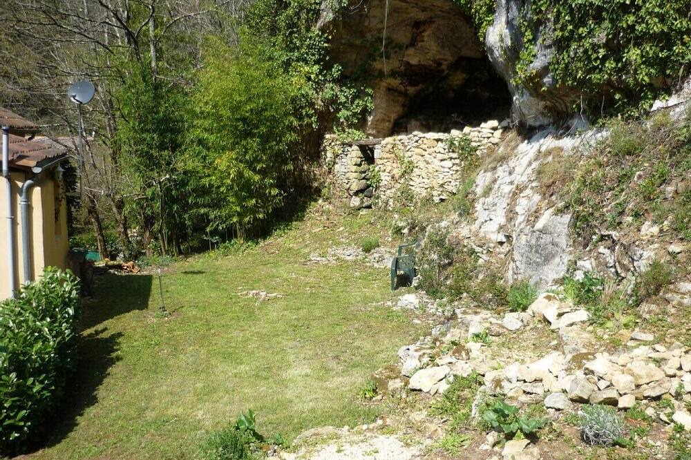 Photo of Outdoor in Vezac