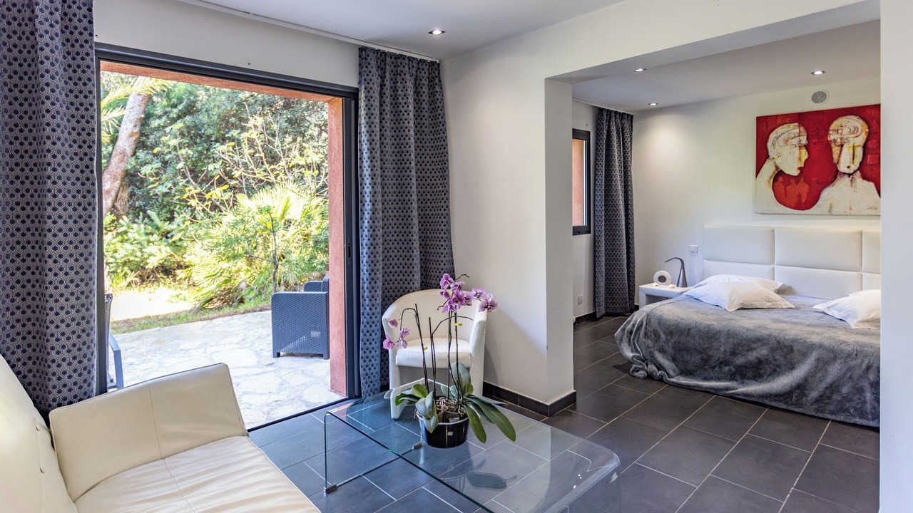 Photo of Bedroom in Six-Fours-les-Plages