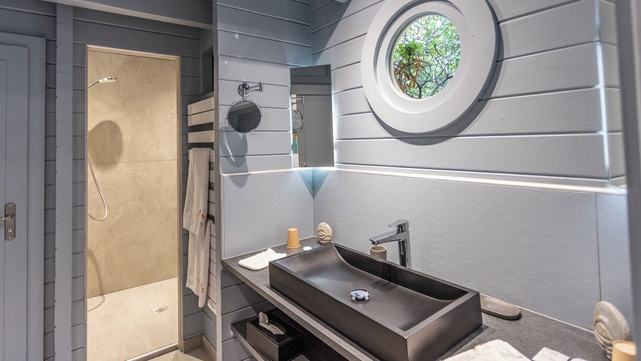 Photo of Bathroom in Six-Fours-les-Plages