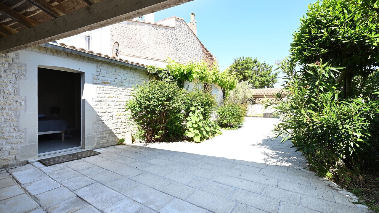 Photo of Patio Balcony in Saint-Clement-des-Baleines