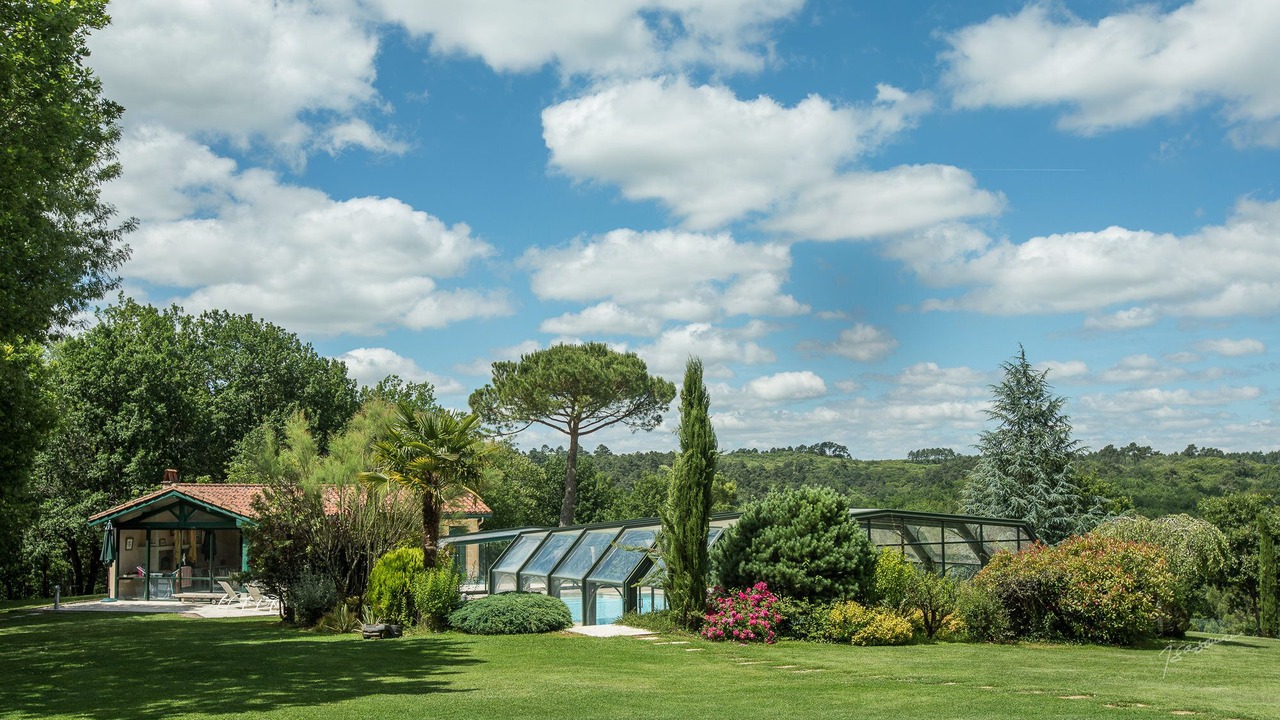 Photo of Outdoor in Blanquefort-sur-Briolance