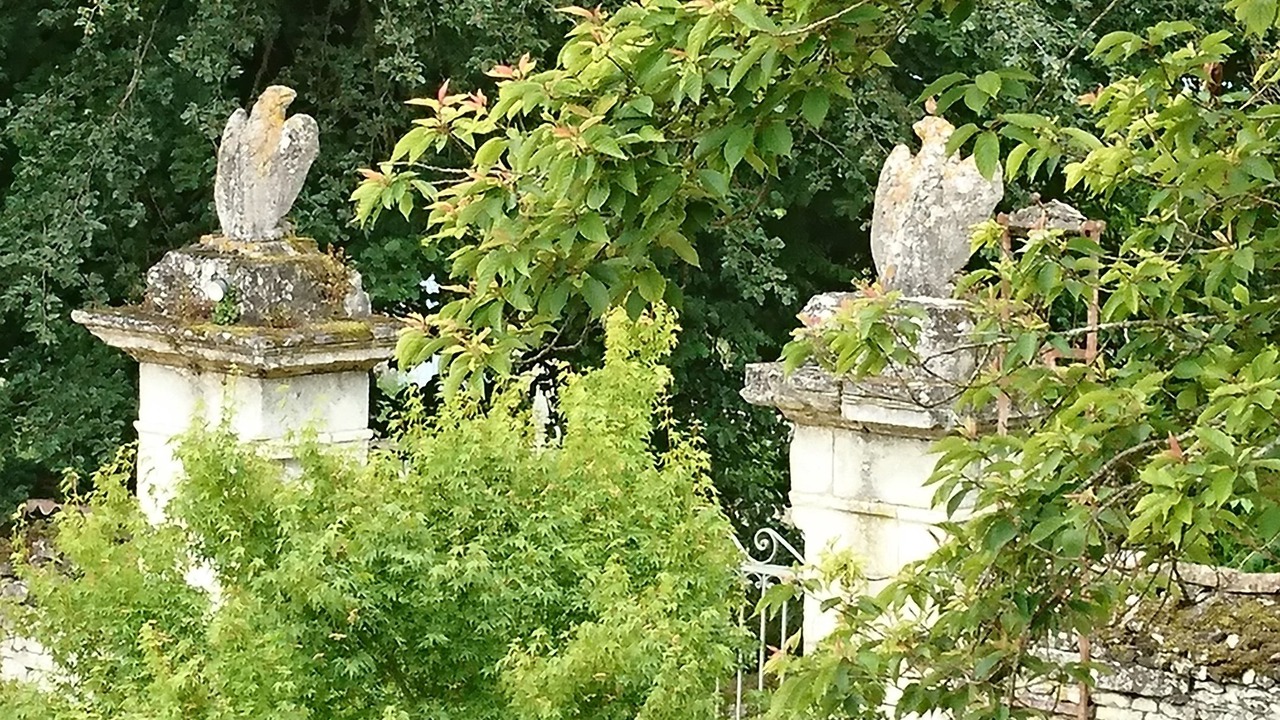 Photo of Others in Monts-sur-Guesnes