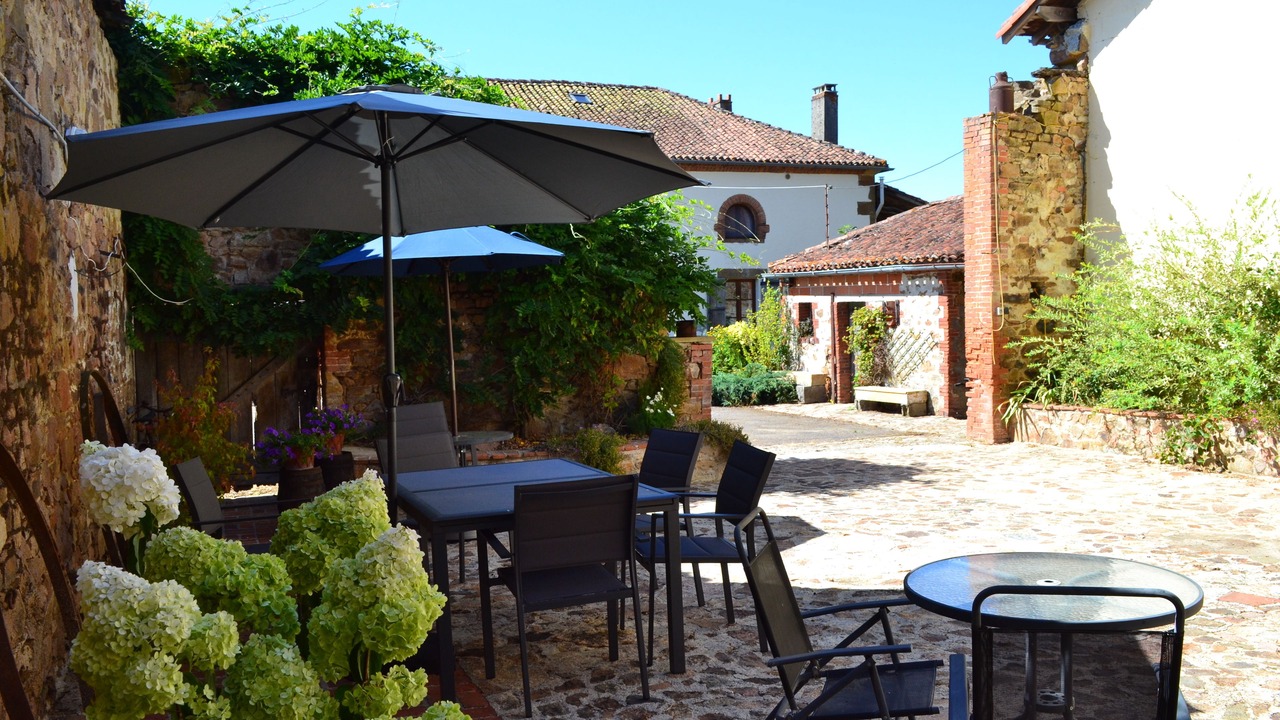 Photo of Patio Balcony in Charente Limousine