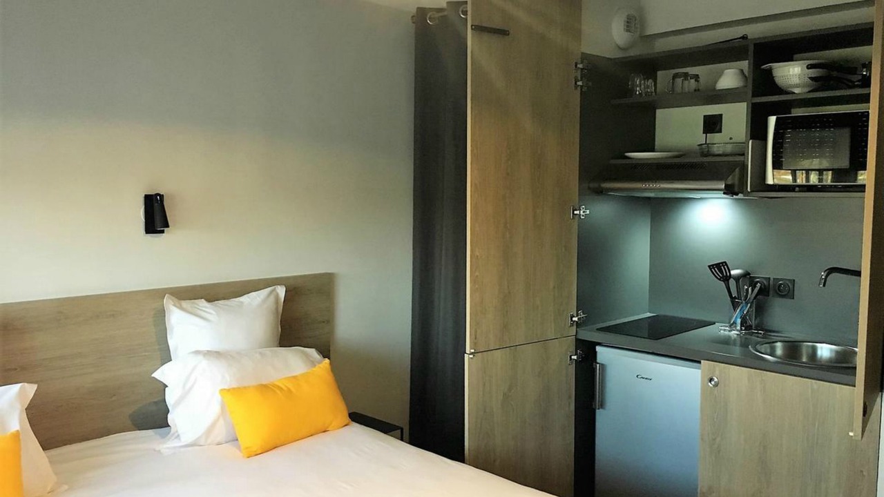 Photo of Bedroom in Gradignan