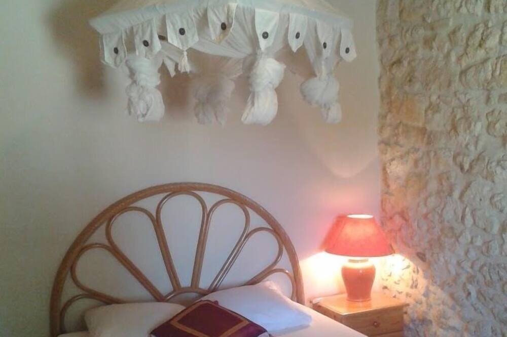 Photo of Bedroom in Queyrac