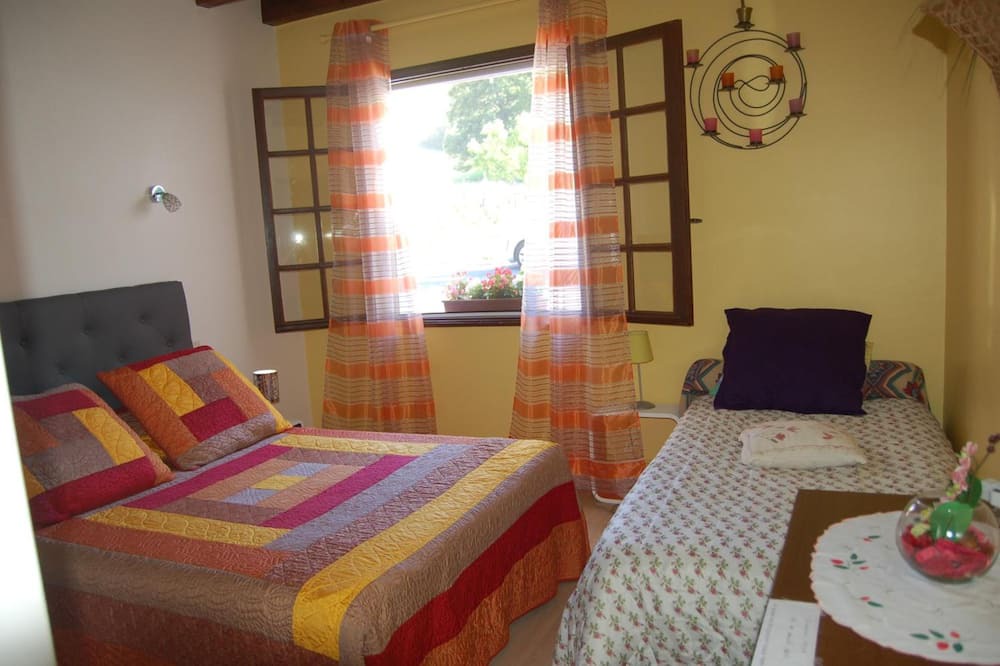 Photo of Bedroom in Saint-Jean-le-Vieux