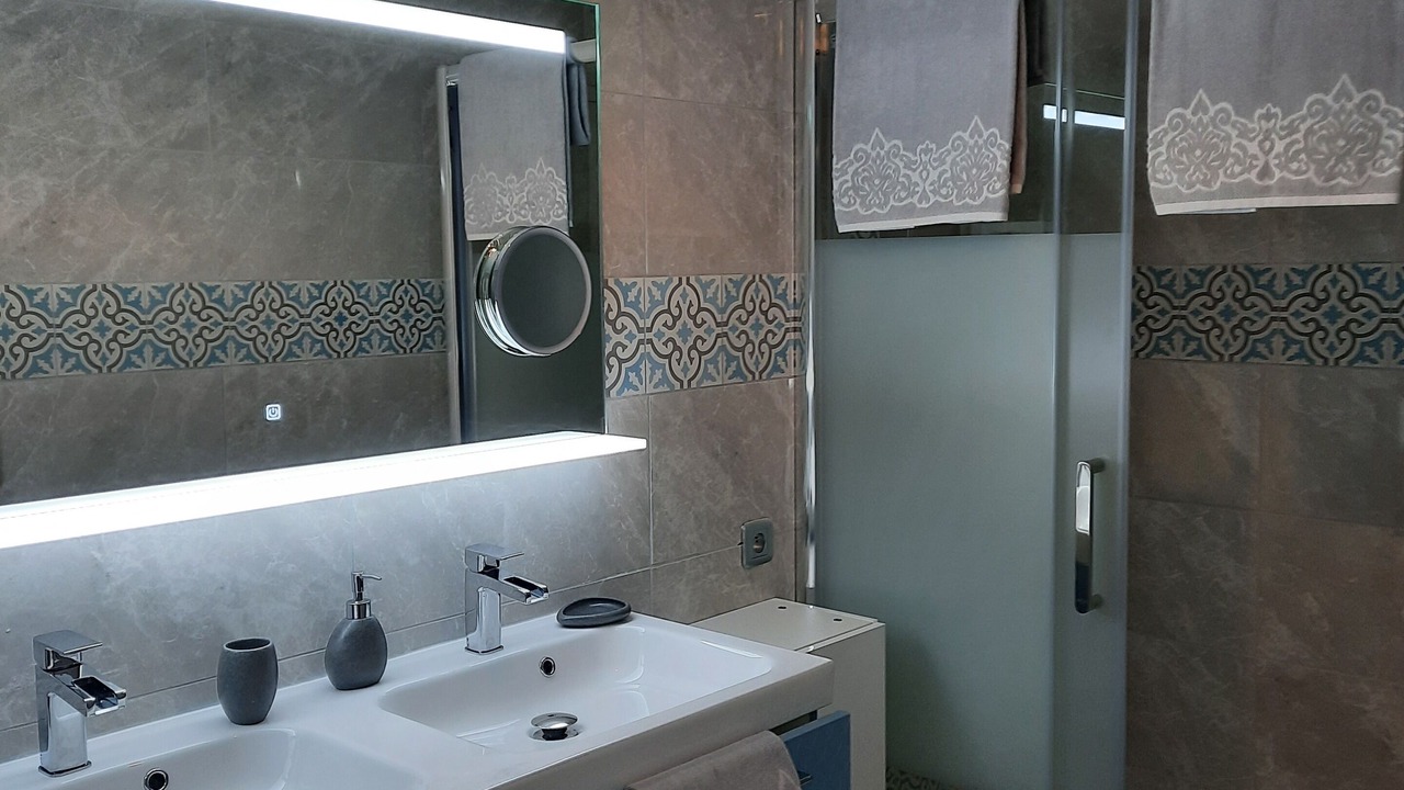 Photo of Bathroom in Saint-Ciers-de-Canesse