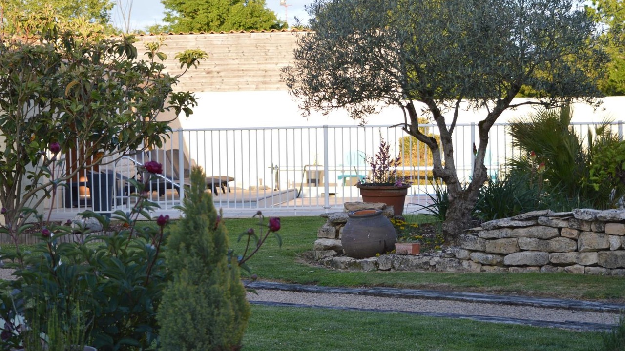 Photo of Outdoor in Chenay