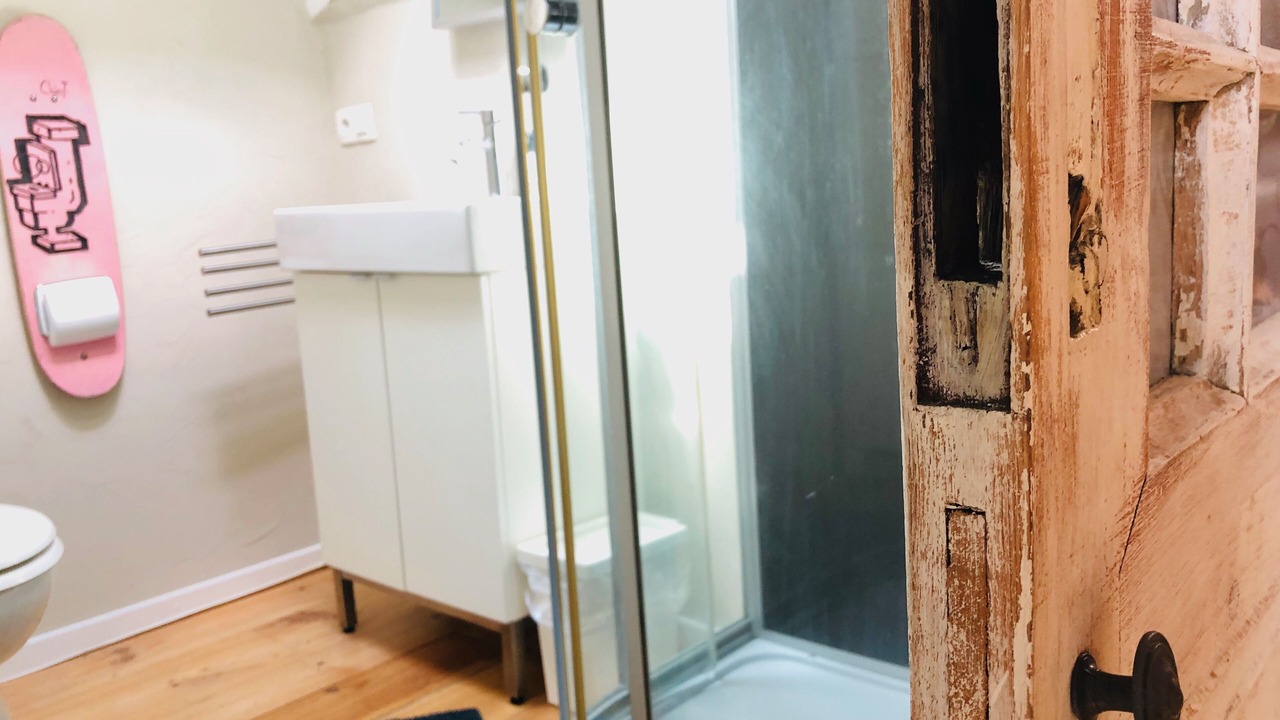 Photo of Bathroom in Auros