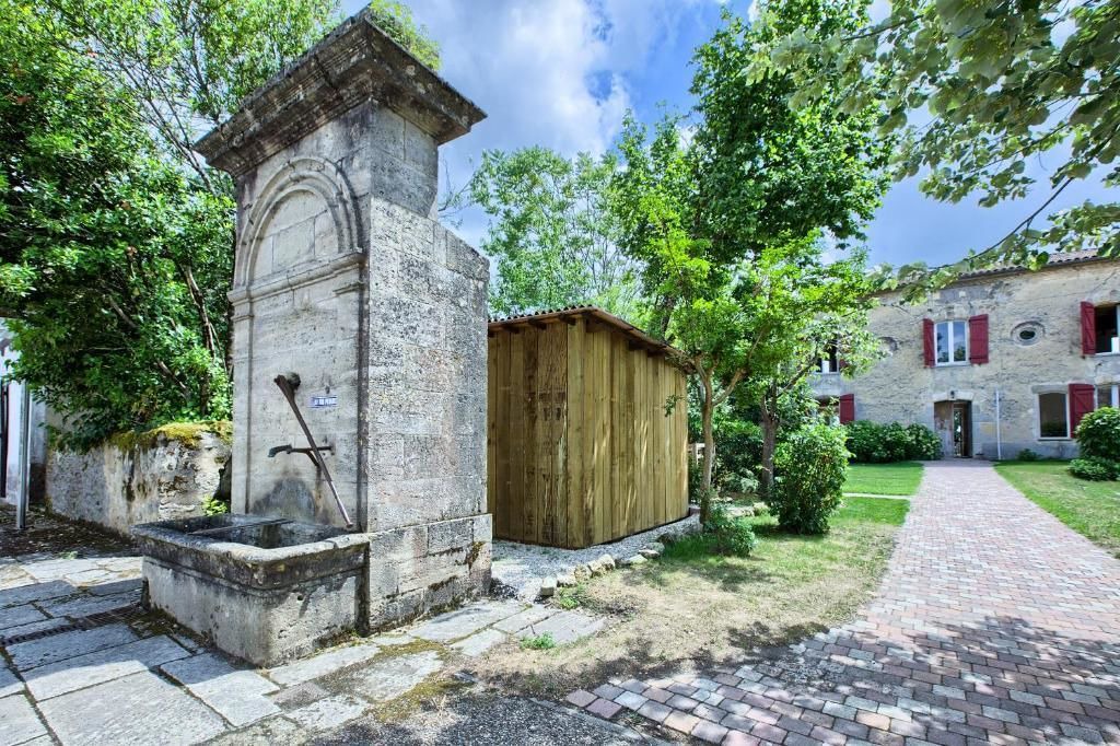 Photo of Outdoor in Auros