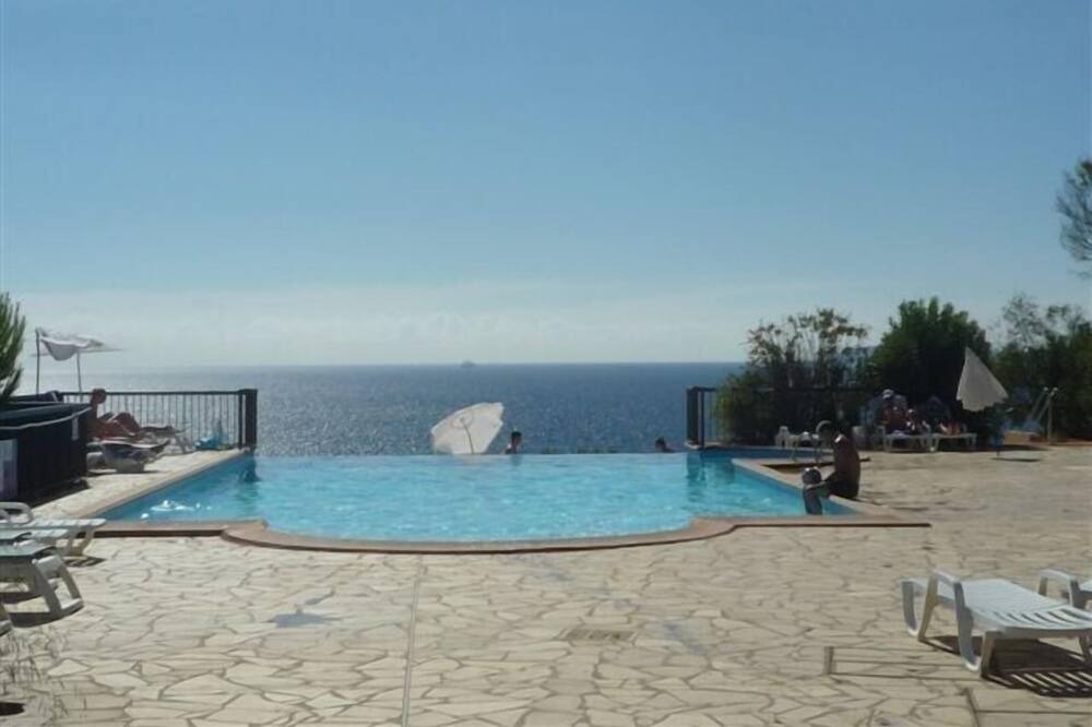 Photo of Others in Le Lavandou