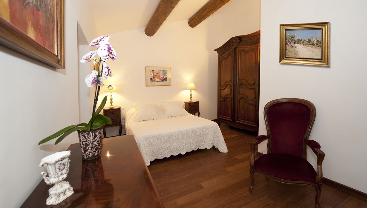 Photo of Bedroom in Mallemort