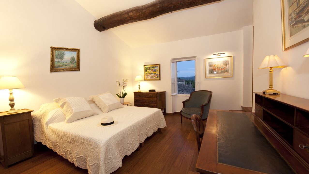 Photo of Bedroom in Mallemort