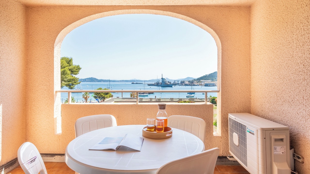 Photo of Patio Balcony in Saint-Mandrier-sur-Mer