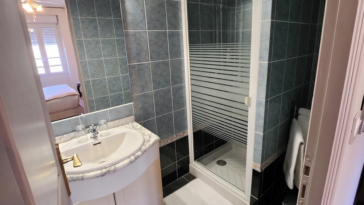Photo of Bathroom in Eyrans