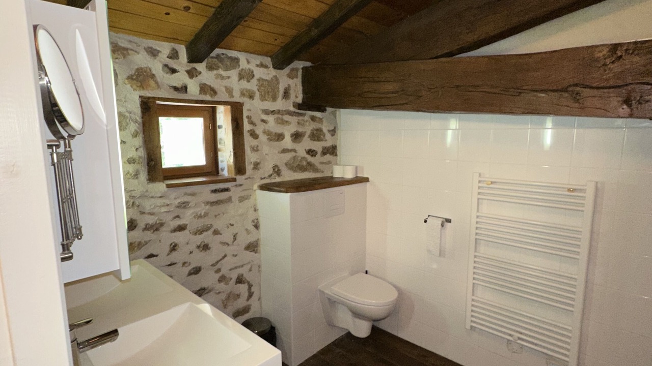 Photo of Bathroom in Rouzede