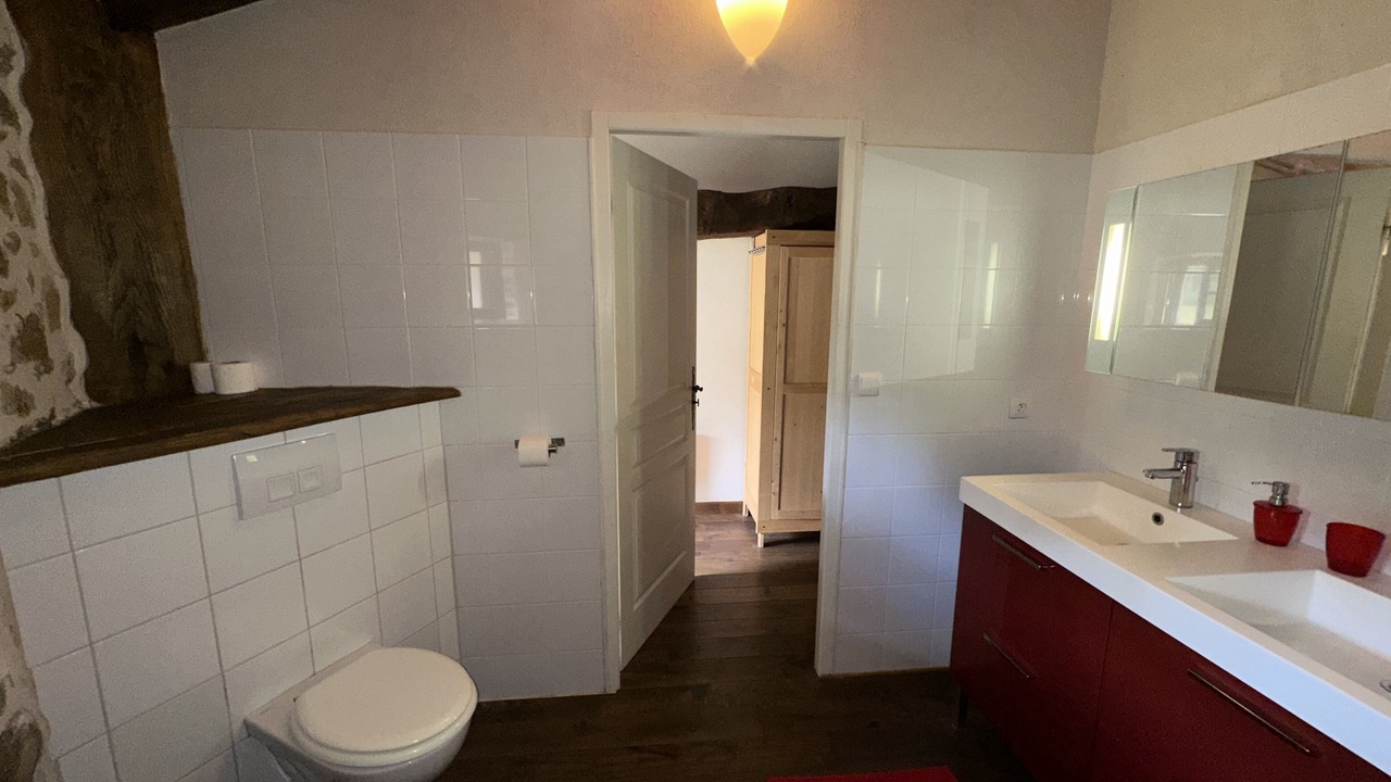 Photo of Bathroom in Rouzede