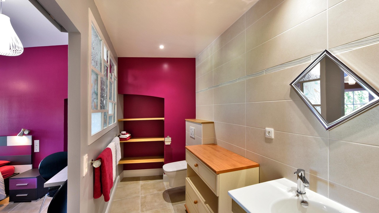 Photo of Bathroom in Archiac