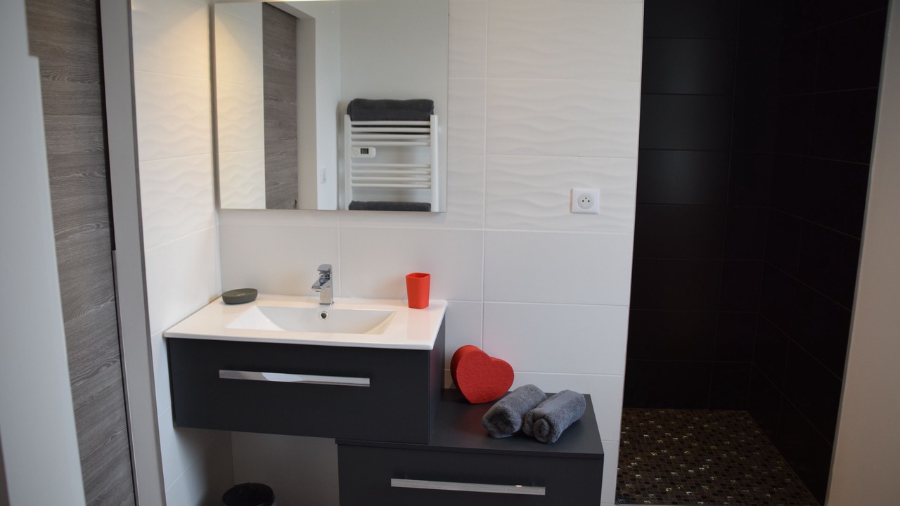 Photo of Bedroom in Saint-Georges-de-Didonne