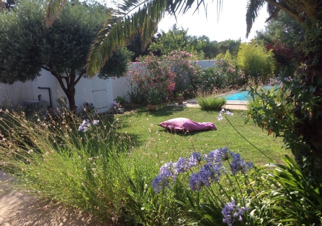 Photo of Outdoor in Ars-en-Re