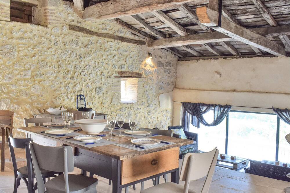 Photo of Bedroom in Montpezat