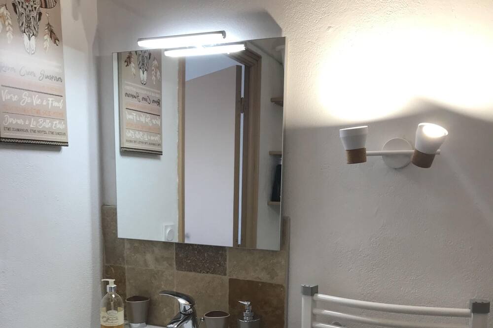 Photo of Bathroom in Seguret