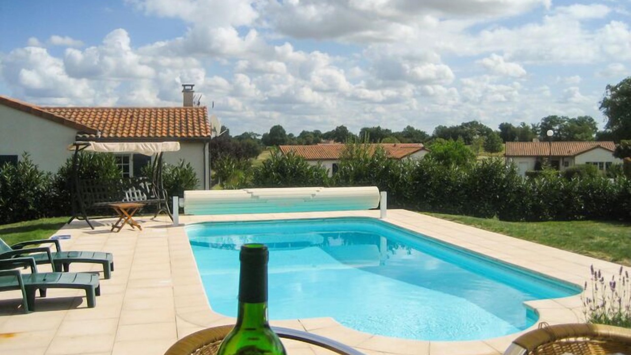 Photo of Outdoor in Vasles