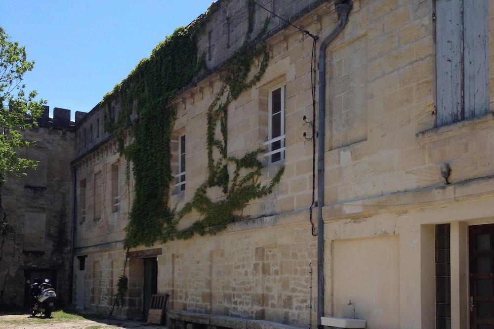 Photo of Outdoor in Bourg-sur-Gironde