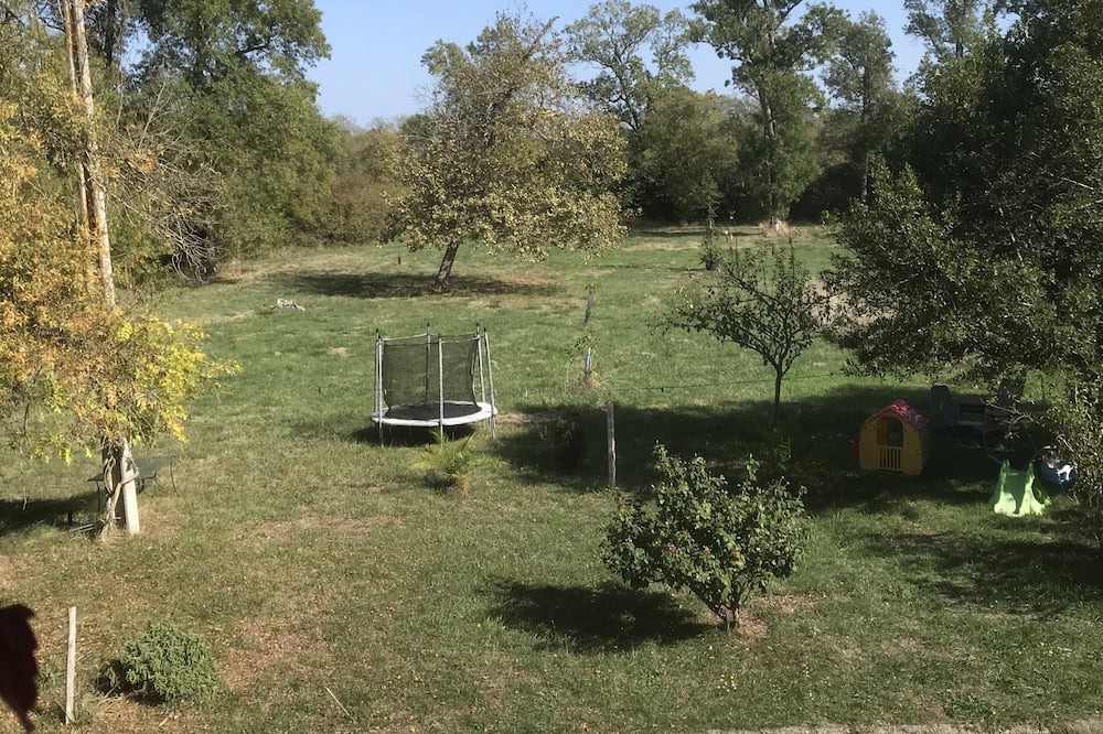 Photo of Outdoor in Bourg-sur-Gironde