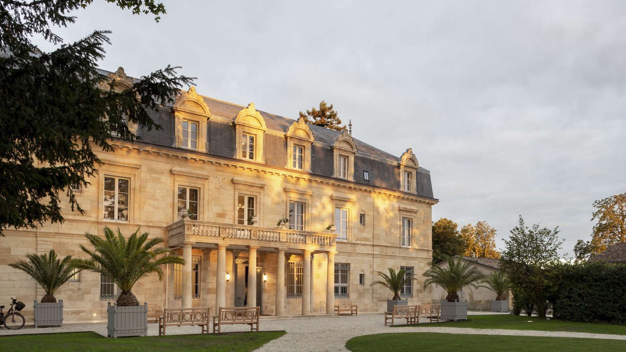 Photo of Buildings in Saint-Estephe
