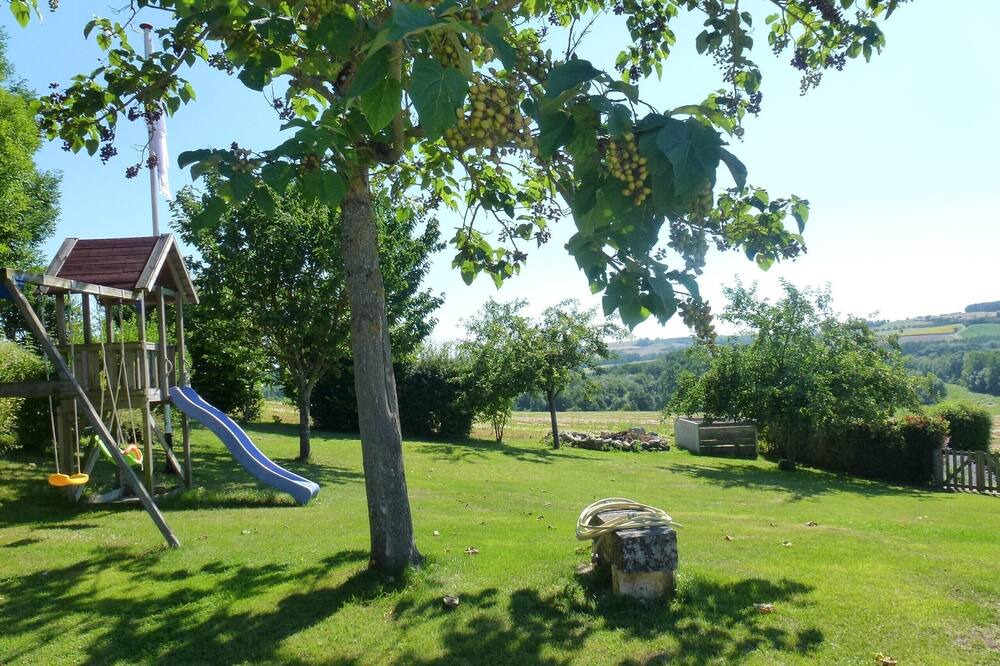 Photo of Outdoor in Salles-Lavalette