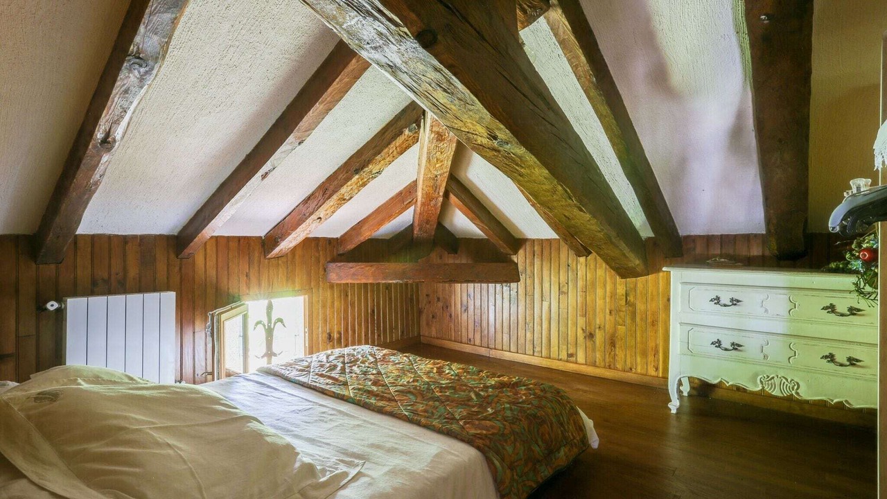 Photo of Bedroom in Laluque