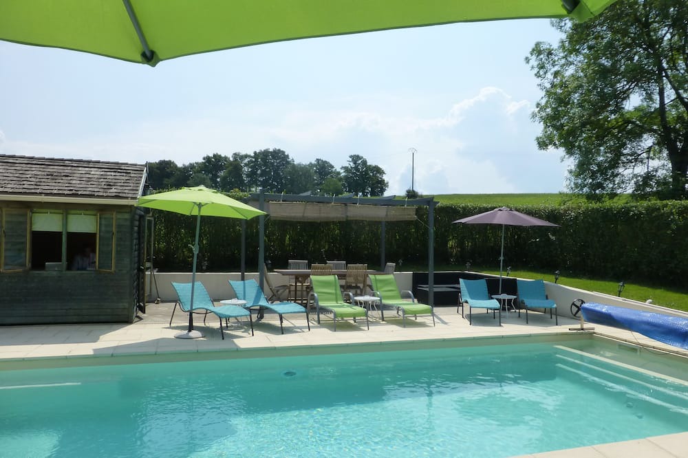 Photo of Outdoor in Balledent