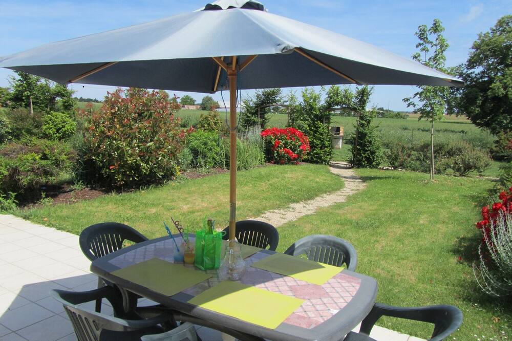 Photo of Patio Balcony in Thure