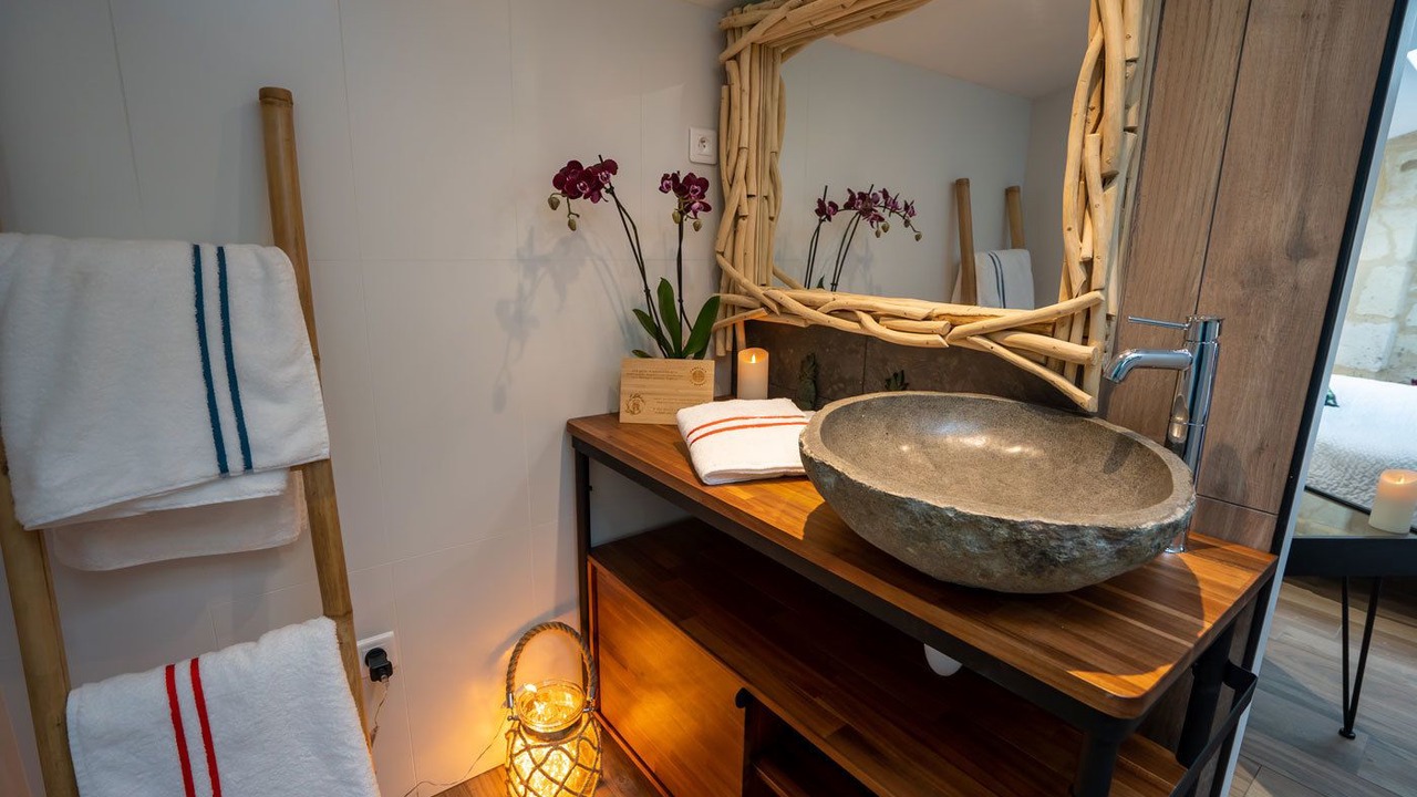 Photo of Bathroom in Capucins - Victoire