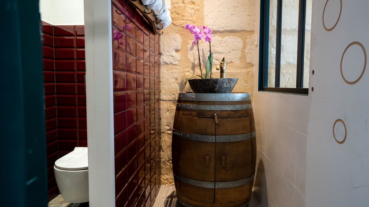 Photo of Bathroom in Capucins - Victoire