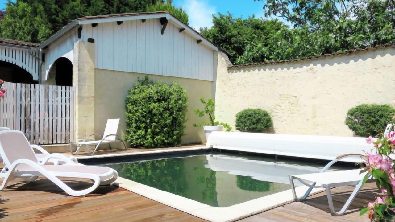 Photo of Outdoor in Vertheuil