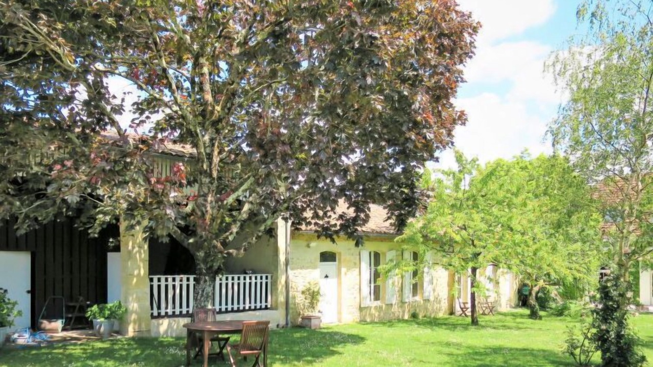 Photo of Outdoor in Vertheuil