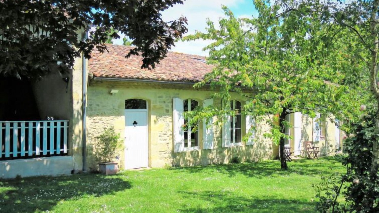 Photo of Outdoor in Vertheuil