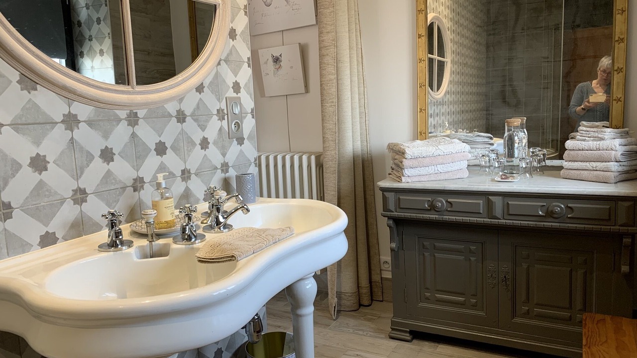 Photo of Bathroom in Chauray