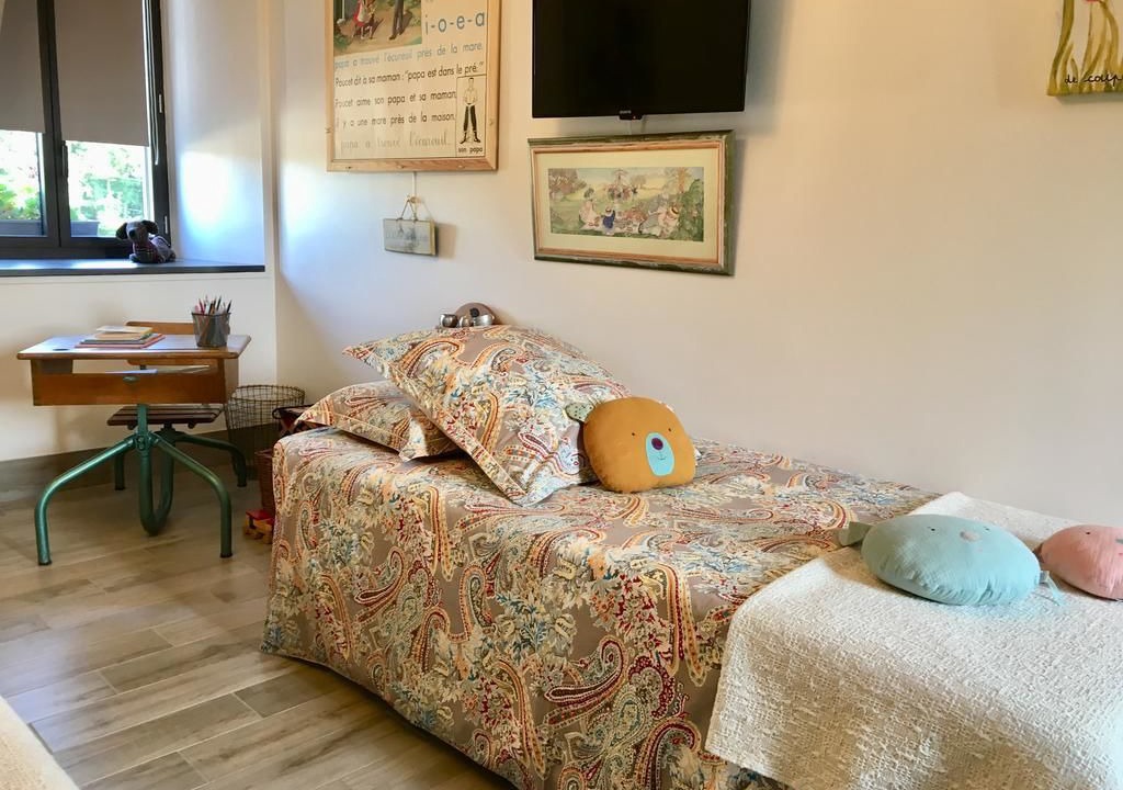 Photo of Bedroom in Chauray
