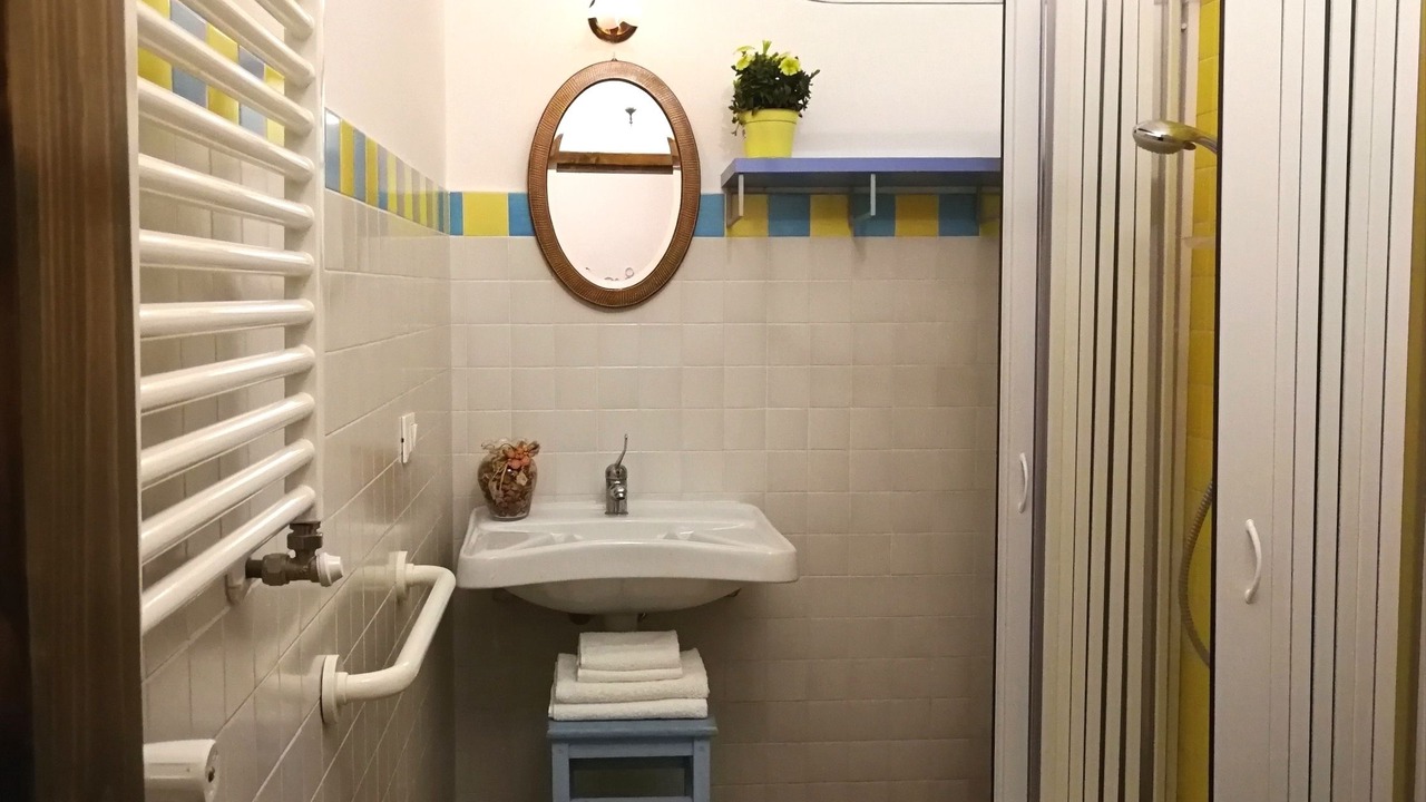 Photo of Bathroom in Campiglia Marittima