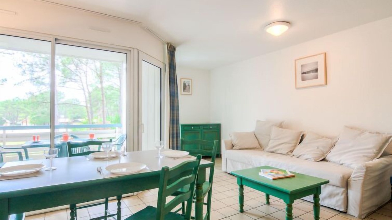 Photo of Livingroom in Lacanau-Ocean