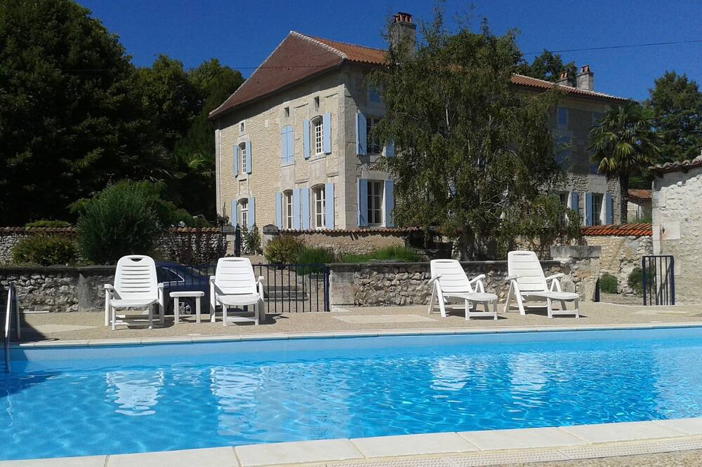 Photo of Outdoor in Montboyer