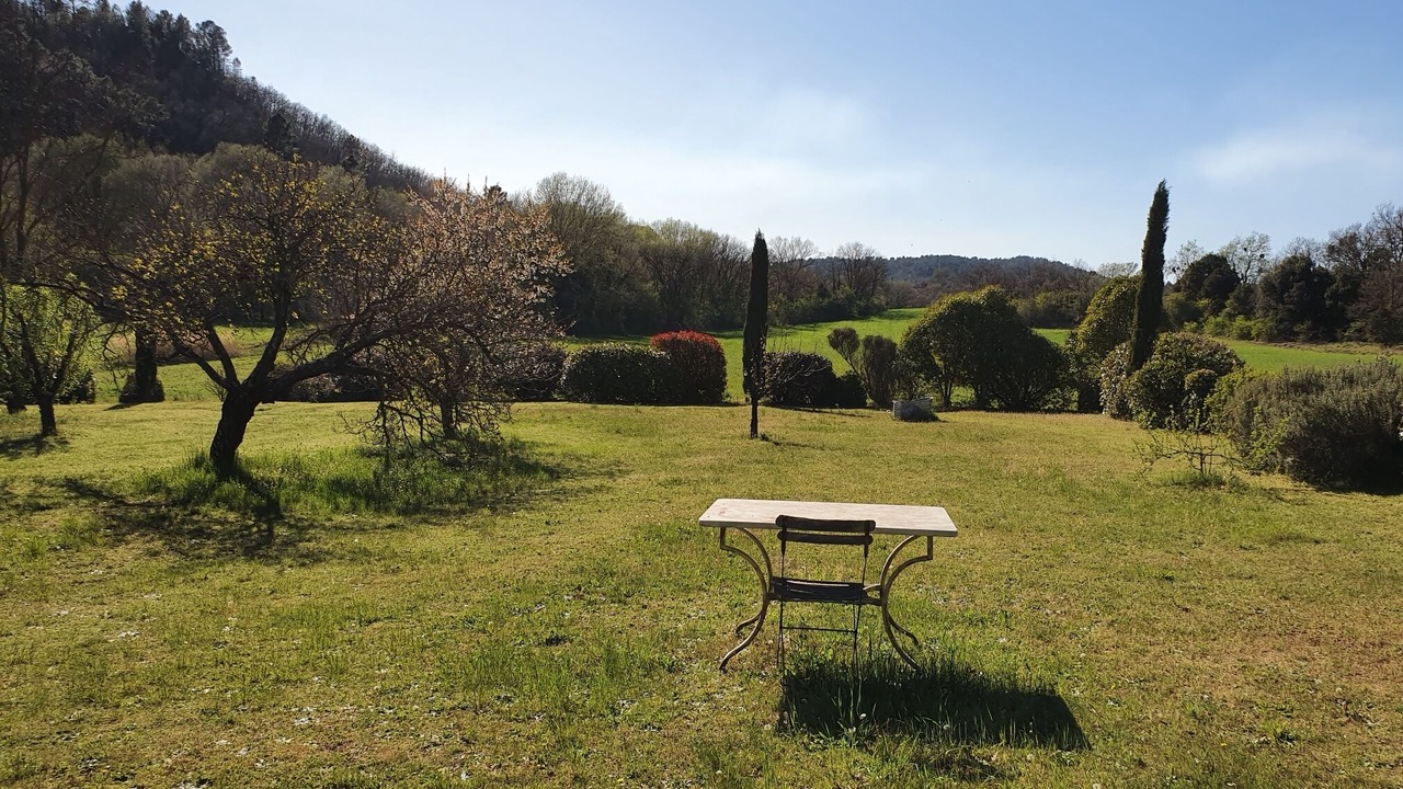 Photo of Outdoor in Rustrel