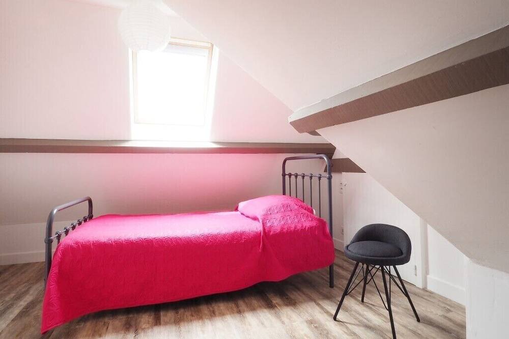 Photo of Bedroom in Coteaux Perigourdins
